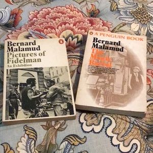 Lot of 2 Bernard Malamud Paperbacks Pictures Of Fidelman & The Magic Barrel